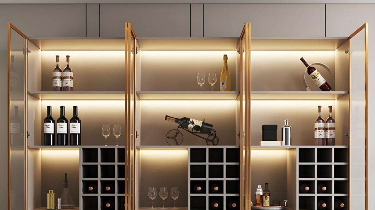 Cách tính số lượng bản lề cho một cánh tủ rượu tiêu chuẩn