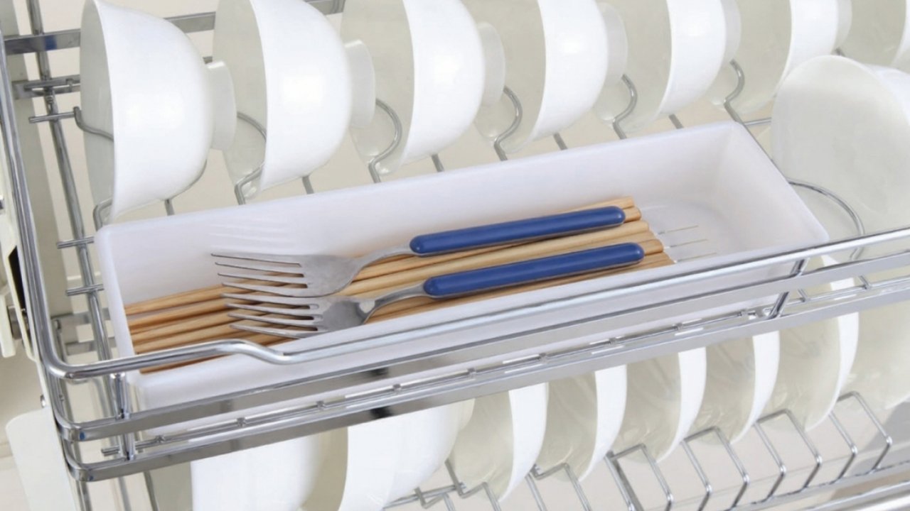 Tuổi thọ của giá bát nâng hạ Eurogold vượt trội nhờ chất liệu Inox 304 cao cấp
