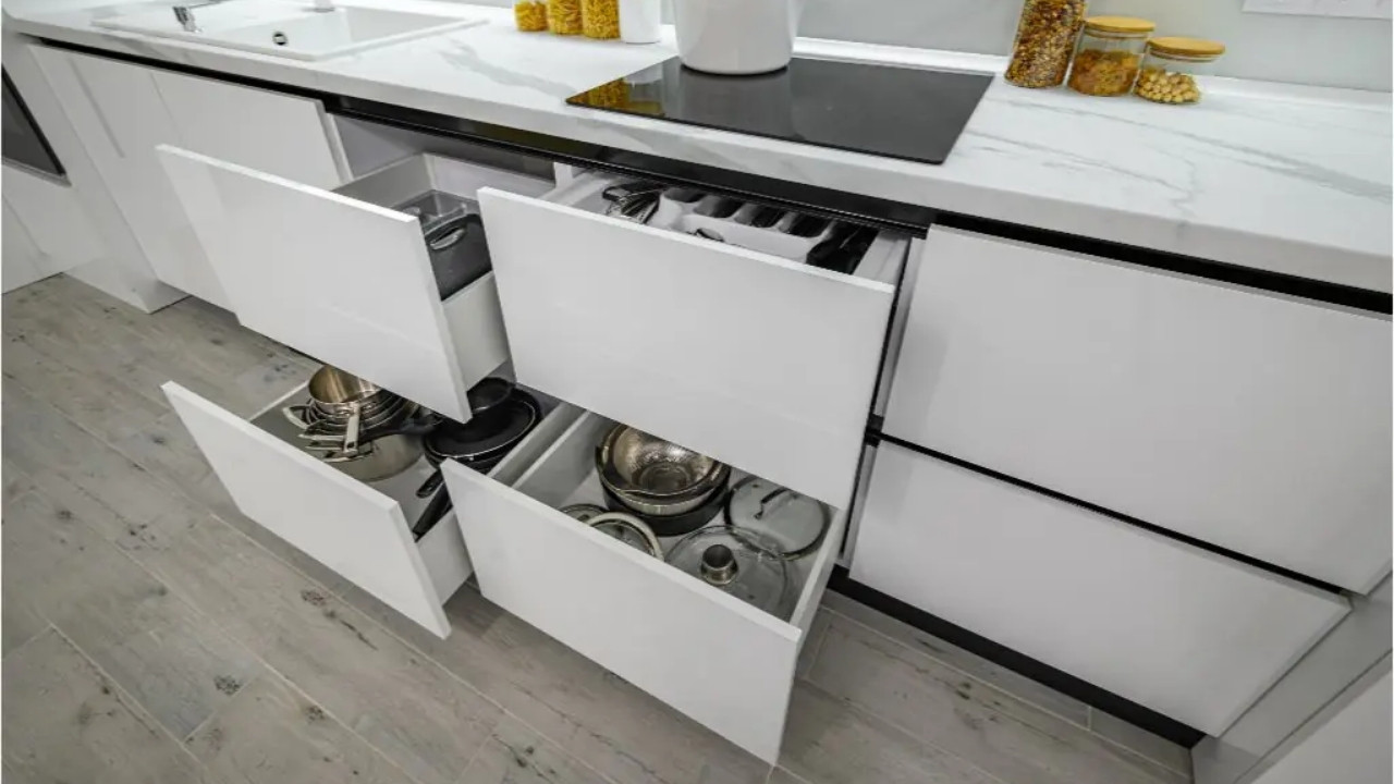 Vì sao ray trượt ngăn kéo thông thường nhanh chóng xuống cấp